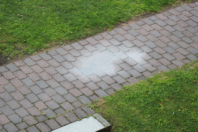 brick road - free image