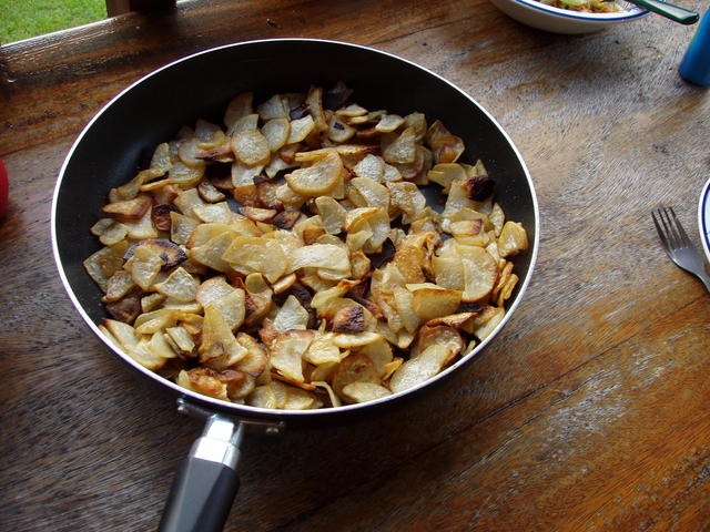 Potato chips - free image